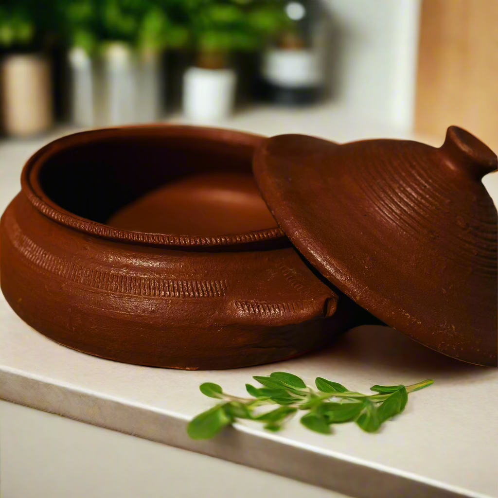 Warmth Handle Pot